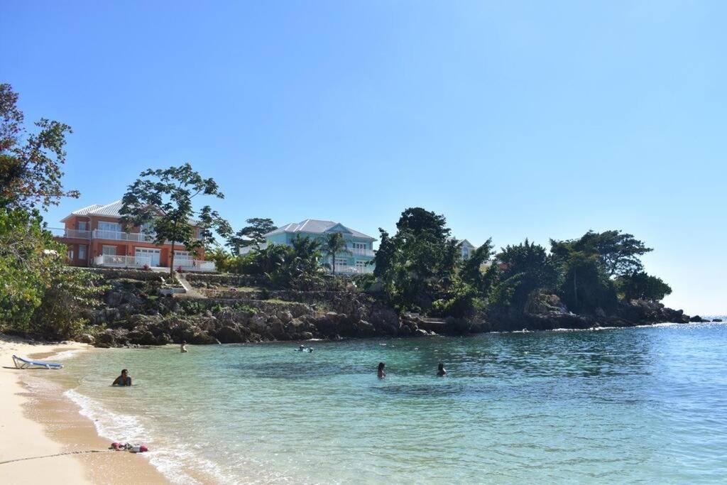 Irie Vibes By The Beach Negril Buitenkant foto