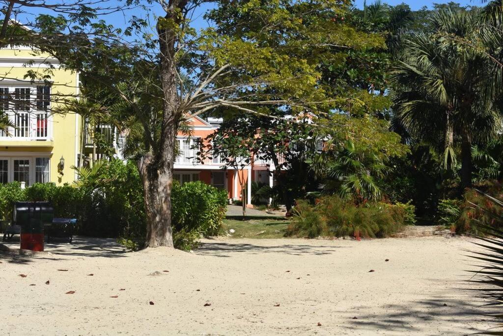 Irie Vibes By The Beach Negril Buitenkant foto